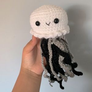Crochet jellyfish 🦑